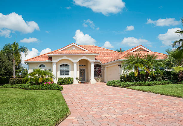 Best Driveway Borders and Edging Pavers in Dravosburg, PA